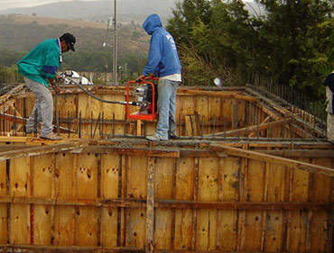 Tanque de Aalmacenamiento de AP Encuentro Hidalgo y Morelos Municipio Charo SEAC