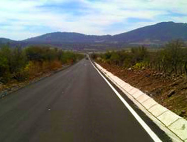 Construcción del Tramo Carretero Puerta del Rayo – Las Gallinas Estado de Michoacán SCT