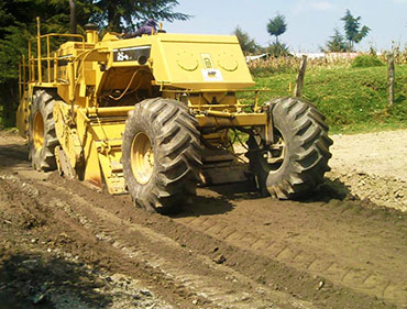 Construccion de Camino Ocampo - El rosario Municipio de Ocampo JUNTA DE CAMINOS MICHOACAN