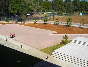 Construccion de Estacionamiento UNAM